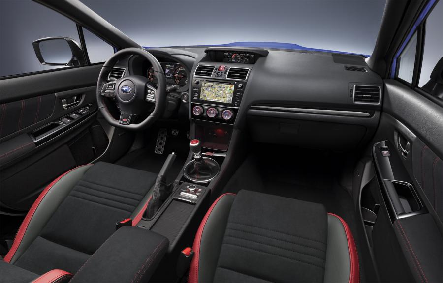 Торпедо Subaru WRX STI 2017 года  (WW) (фото 4 из 40)
